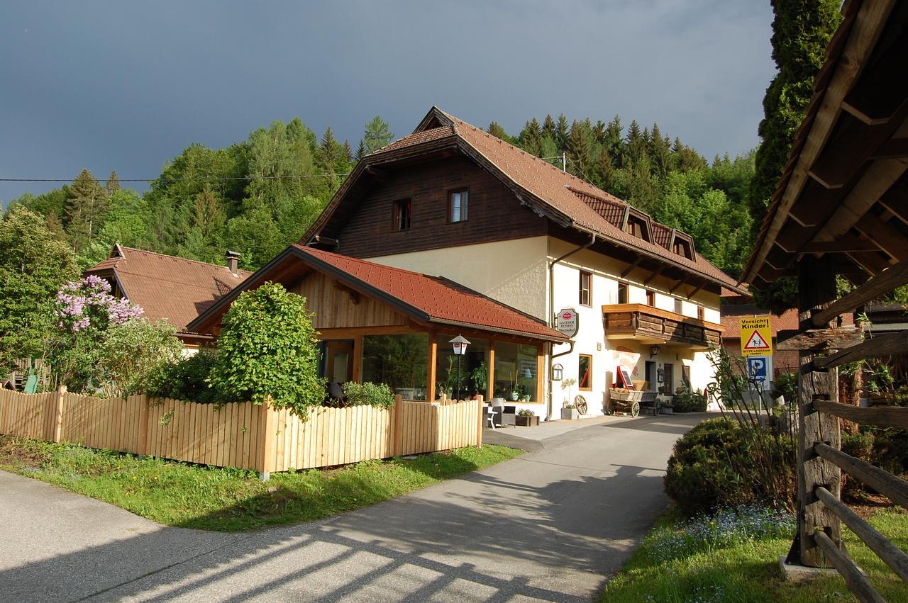 Gasthof Martinihof Hotel Latschach ober dem Faakersee Exterior foto